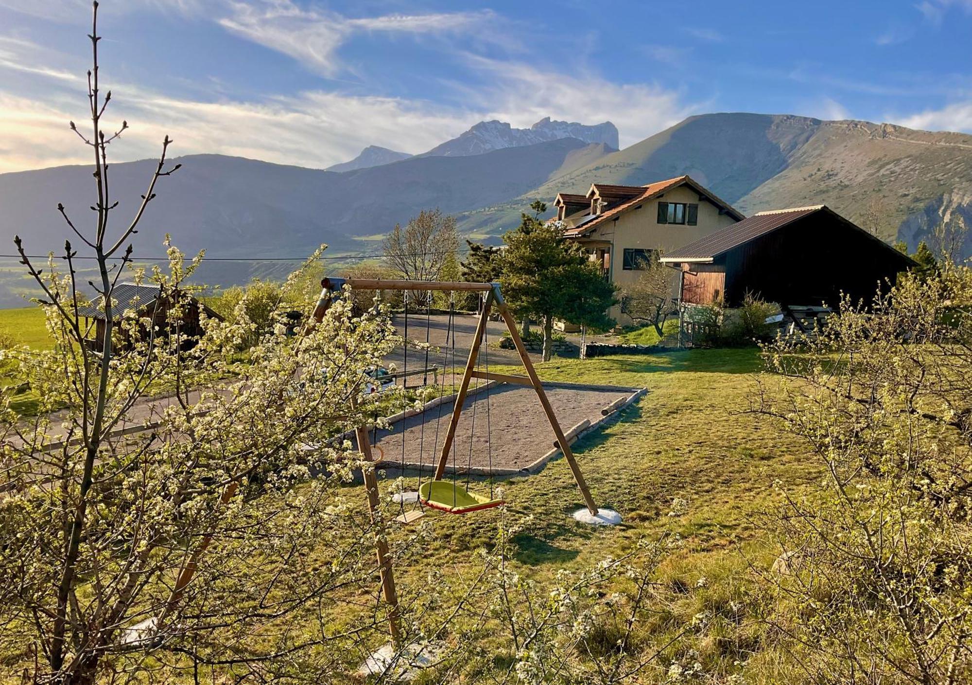 Le Sanctuaire Des Cimes Etoilees Apartment La Roche-des-Arnauds Екстериор снимка